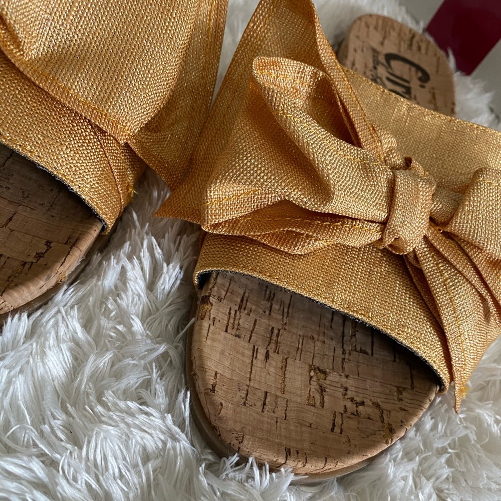 Circus Sam Edelman Yellow Bow Sandals - Picture 8 of 10